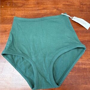 ARQ High-Waisted Green Briefs XXS